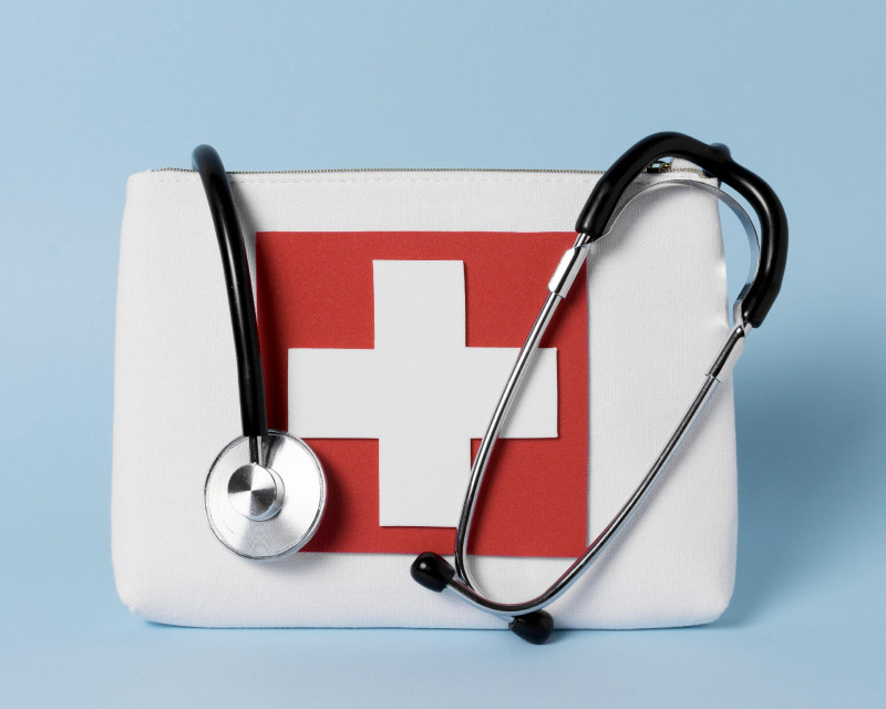front-view-composition-medical-still-life-elements-135
