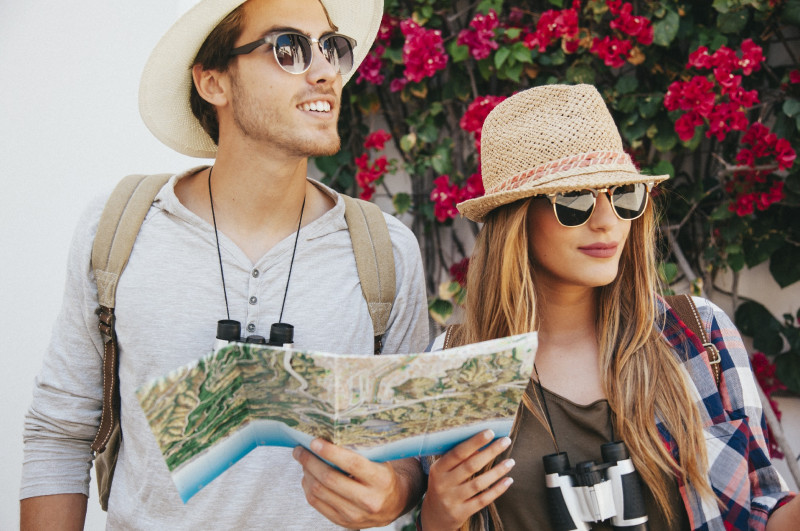 Brochures, guides, plans