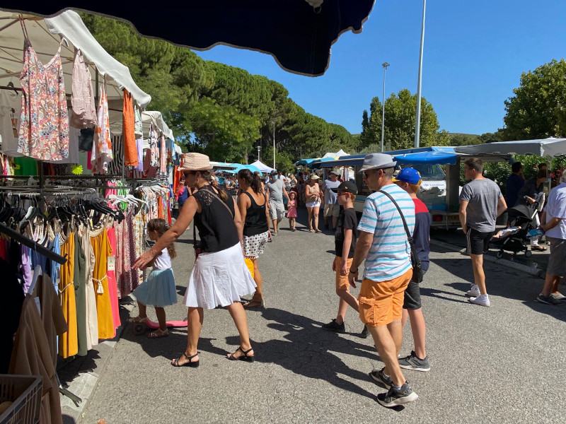Der zweiwöchentliche Markt