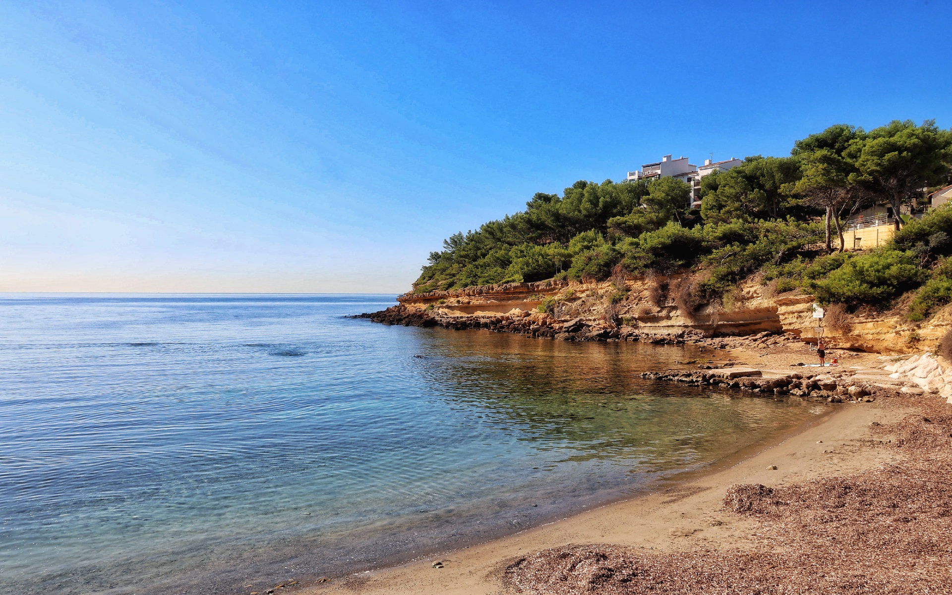 carry-20-cap-rousset-1296