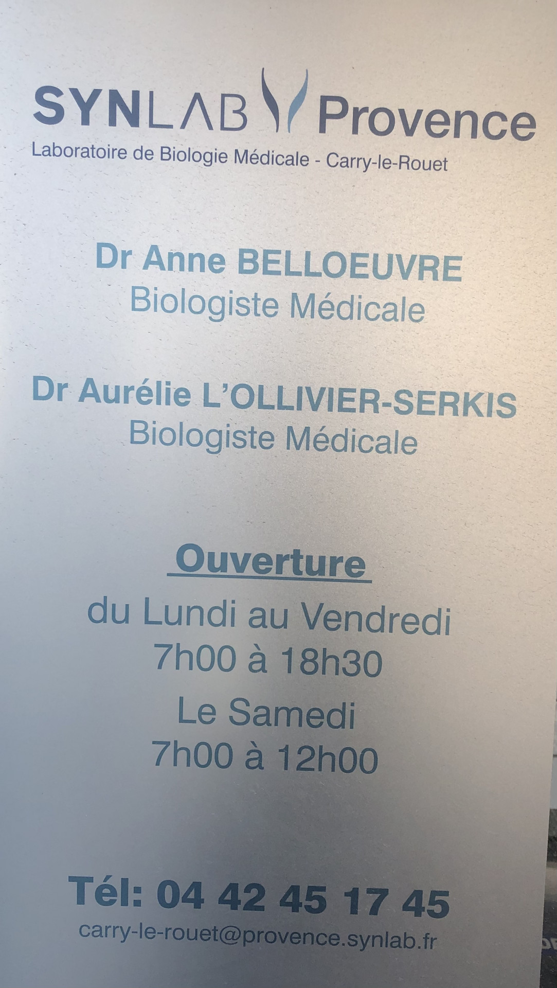 laboratoire_d_analyses.jpeg