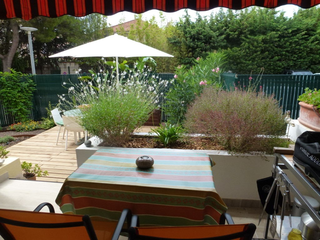 01_terrasse_vue_de_la_loggia_c.jpg
