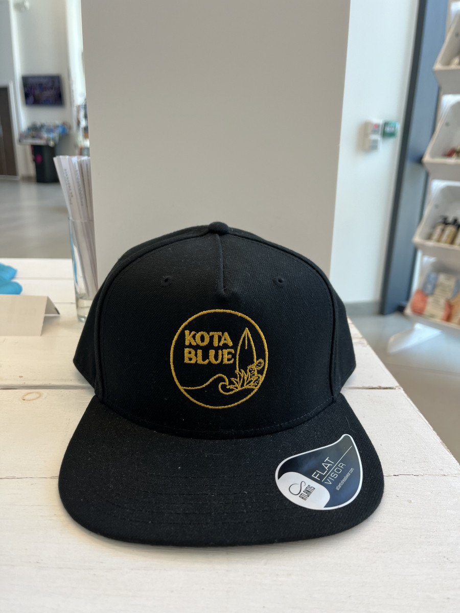 casquette-noire-brod-e-jaune-4977