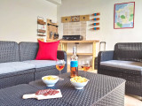 155_tapas_au_pool_house.jpg