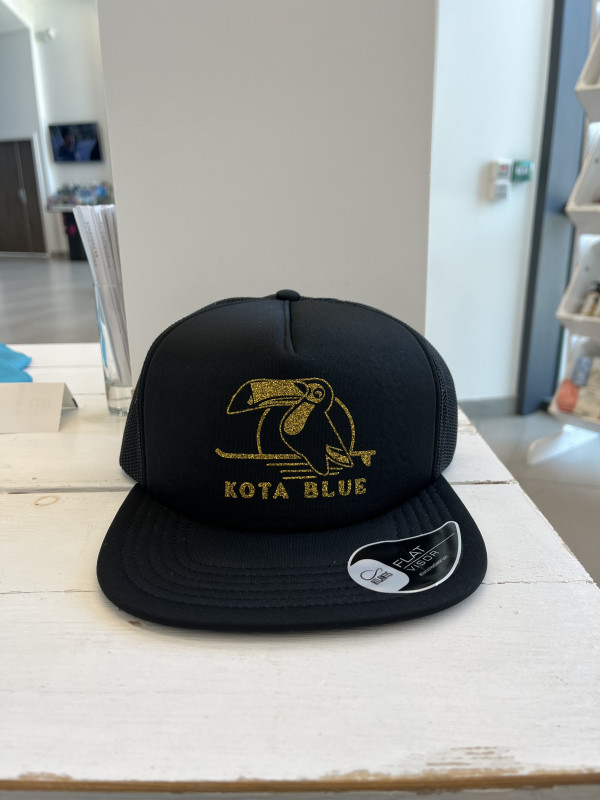 casquette-noire-brod-e-or-4982